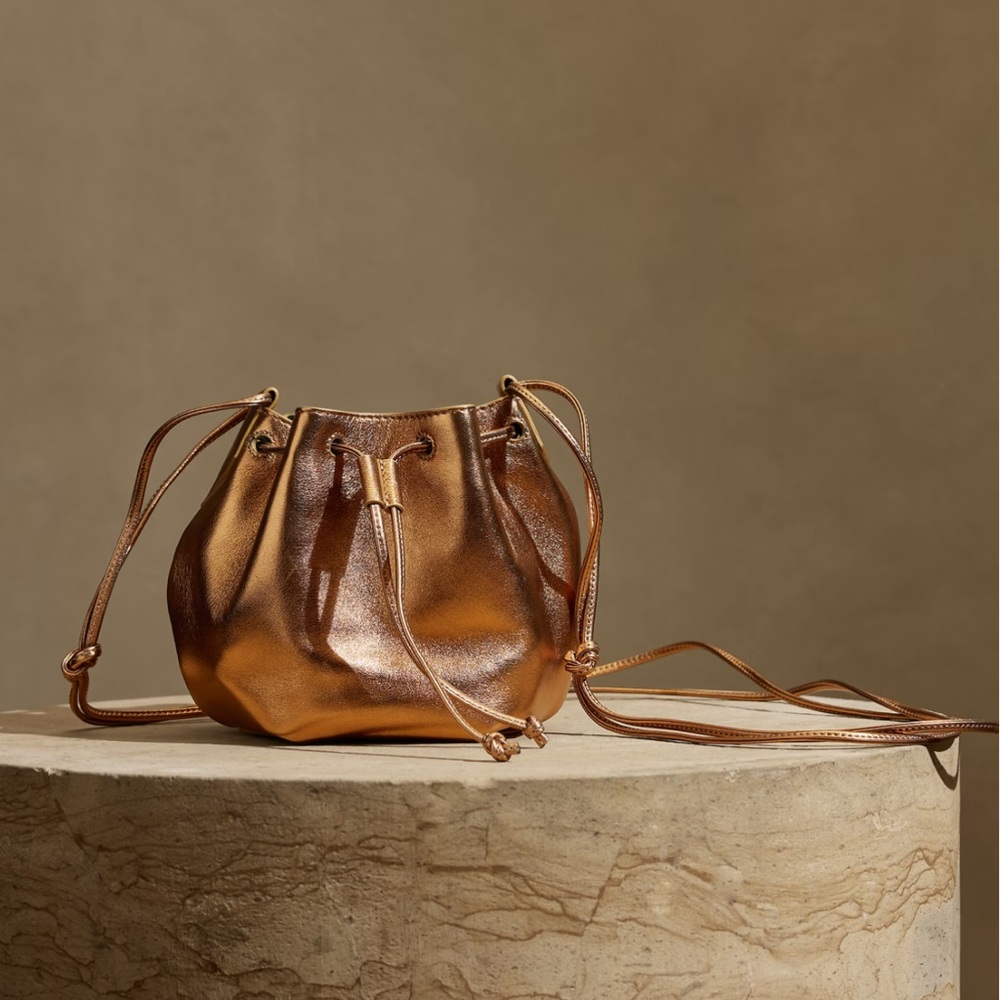 Banana Republic Women's Pietra Bucket Bag in Metallic Bronze